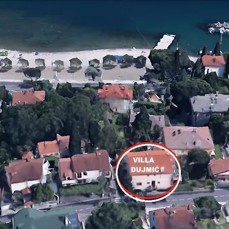 Dujmic - 50m From The Sea With Private Parking Apartment