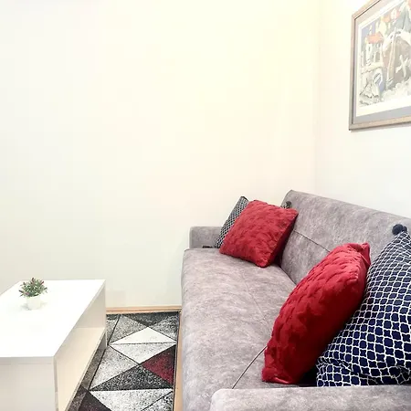 Apartment Dujmic - 50m From The Sea With Private Parking Icici