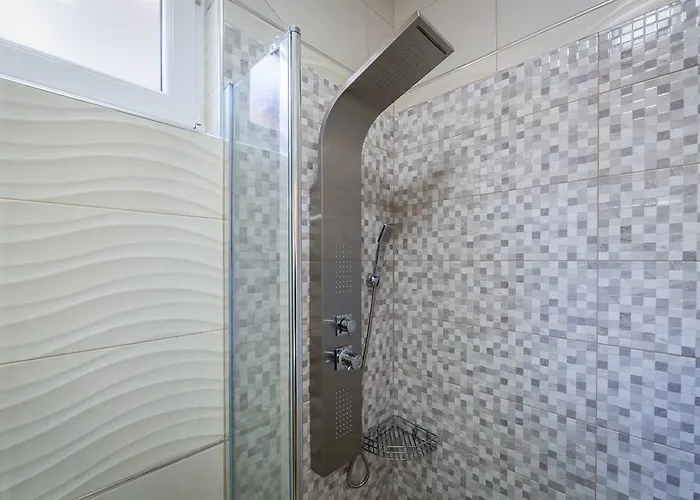 Dujmic - 50m From The Sea With Private Parking * Ičići