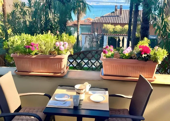 Dujmic - 50m From The Sea With Private Parking